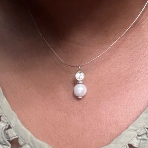 Vintage Y2K Wire Necklace Rhinestone and Pearl charm on Invisible Wire